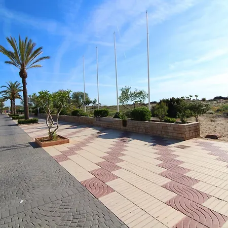 Apartamento Global Properties, Las Dachas 1 - Apartamento En Primera Línea De Playa Canet d'En Berenguer