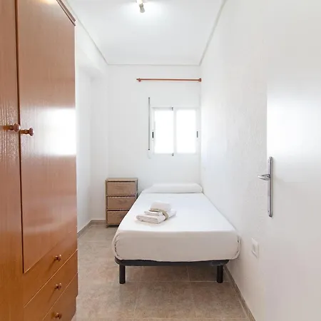 Apartamento Global Properties, Las Dachas 1 - Apartamento En Primera Línea De Playa Canet d'En Berenguer