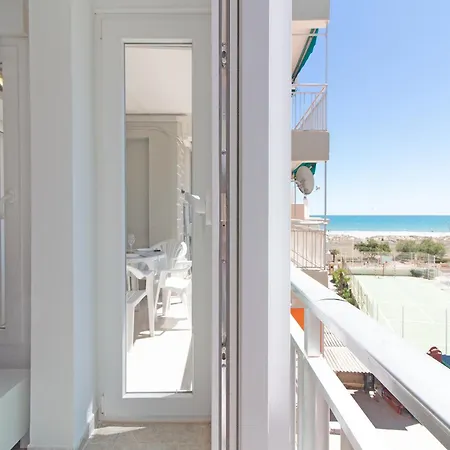 Global Properties, Las Dachas 1 - Apartamento En Primera Línea De Playa * Canet d'En Berenguer